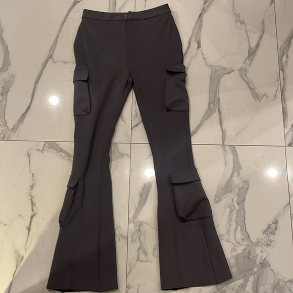 MANIERE DE VOIR Neoprene Cargo Fit Flare Leggings - Picture 6 of 9